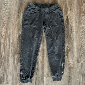 Gap Grey Maternity Joggers with Zipper Ankle Detail Size Small